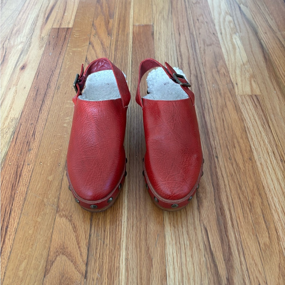 Kelsi Dagger Brooklyn Warehouse Slingback Clogs - Picture 2 of 4